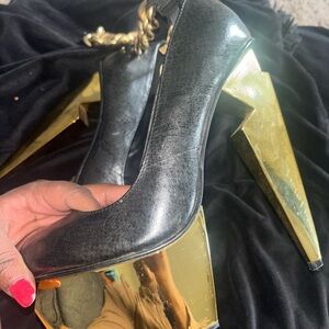 Elegant Black and Gold Women's Heels